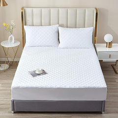 Waterproof Mattress Protector – Cooling, Breathable & Noiseless Protection